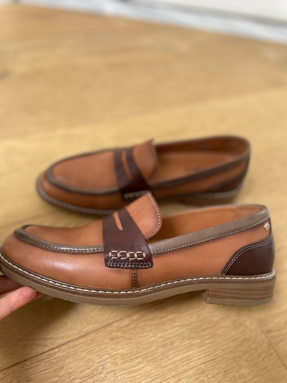 Women’s Classic Leather Penny Loafers - Brown/Tan